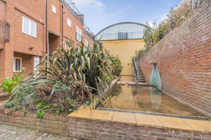 Photo 15- click for photo gallery